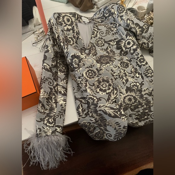 Alice McCall jacquard gray/silver blazer jacket w/ ostrich feather sleeve - US 6 - Picture 9 of 12
